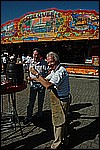 047.jpg