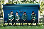 051.jpg