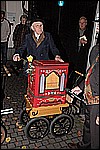 051.jpg