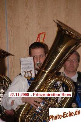 071.jpg